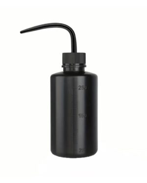 Bouteille plastique avec pipette noir